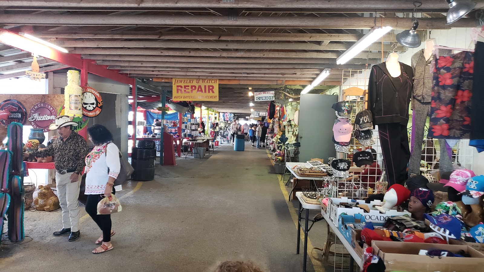 Bussey's Flea Market Flea Markets in Schertz Texas