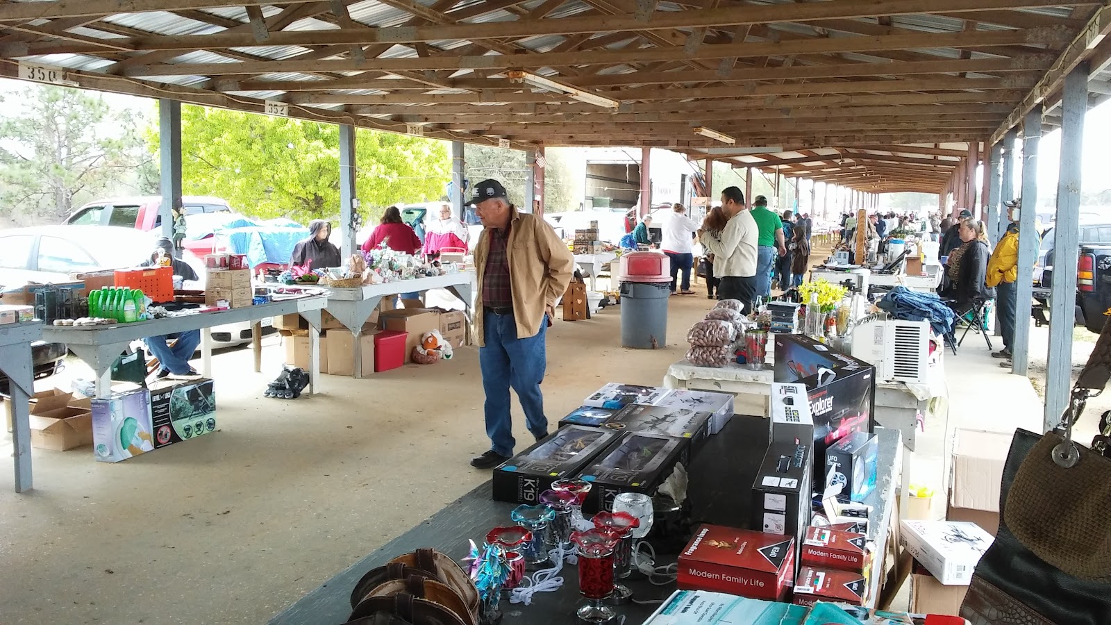 Sadies Flea Market Flea Markets in Dothan Alabama
