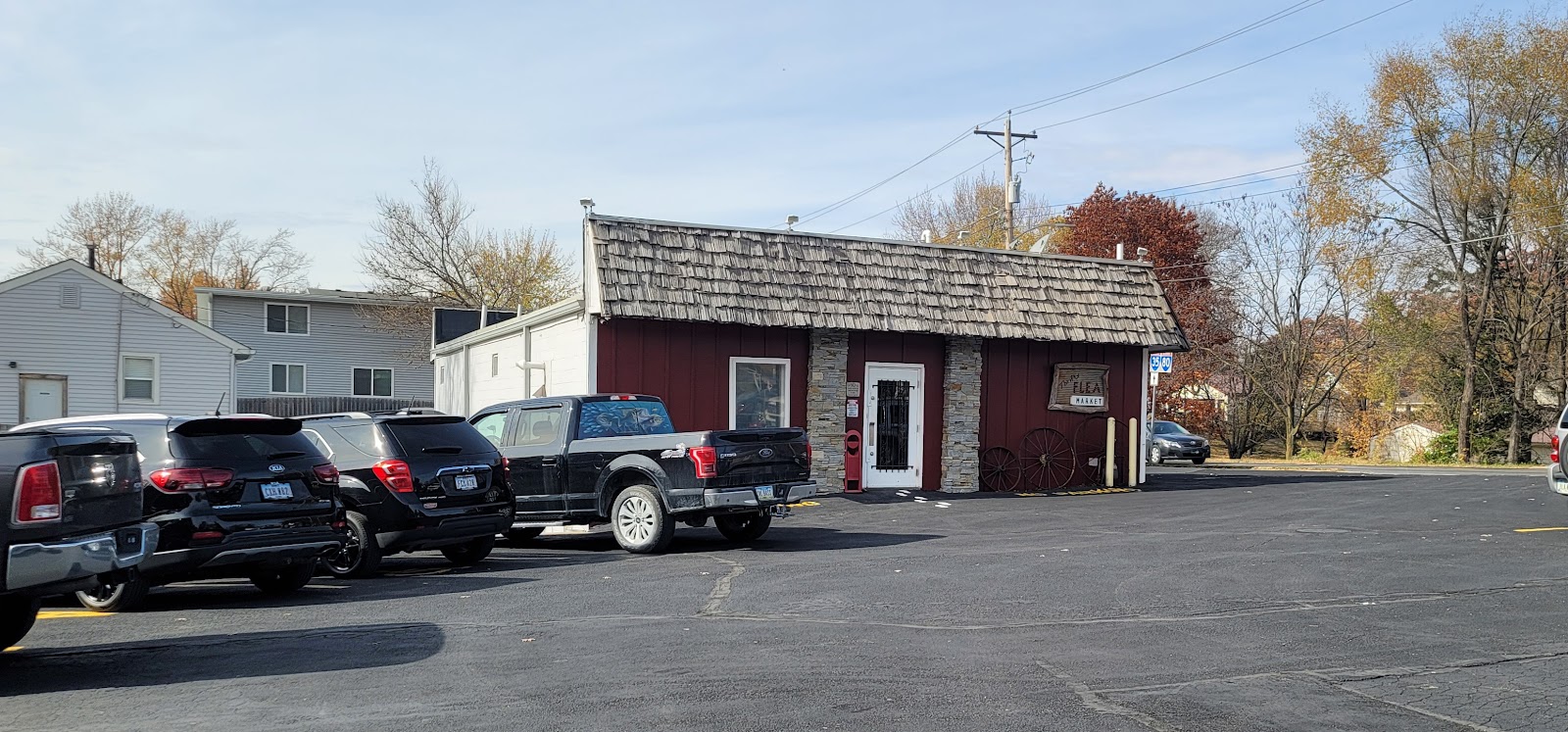 Thrifty Flea Market