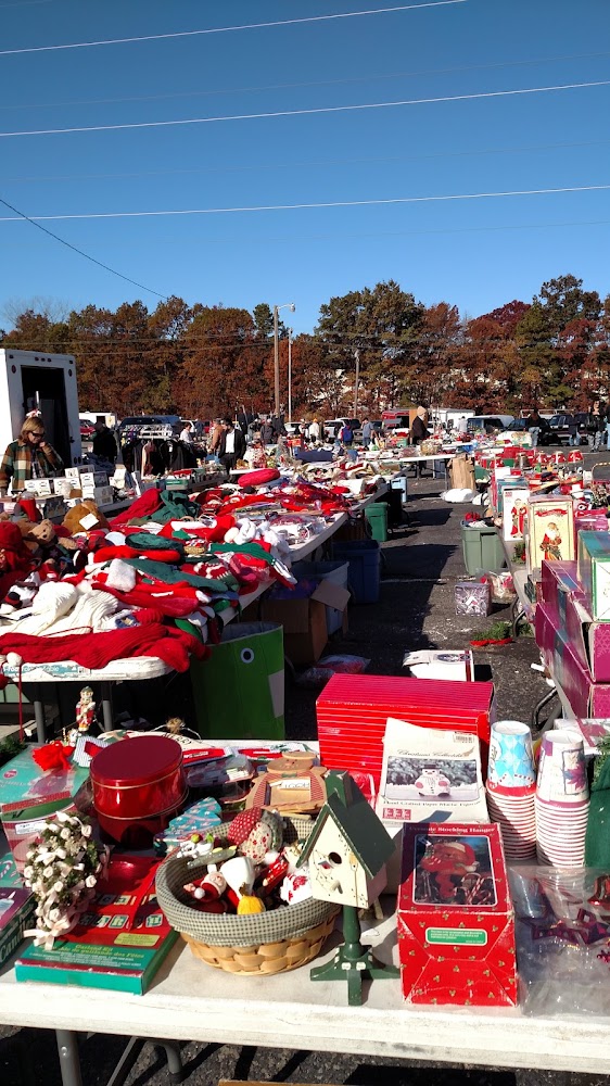 Collingwood Auction & Flea Market