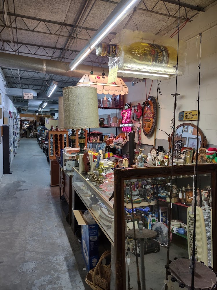 R & R Bargain Center-Flea Market