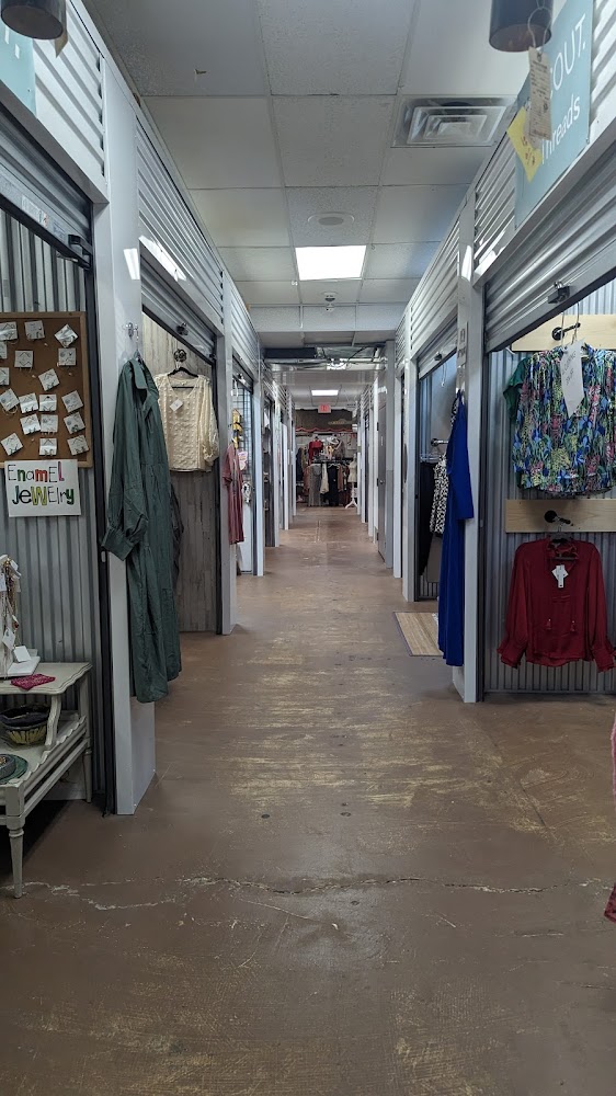 Atrium Mini Mall