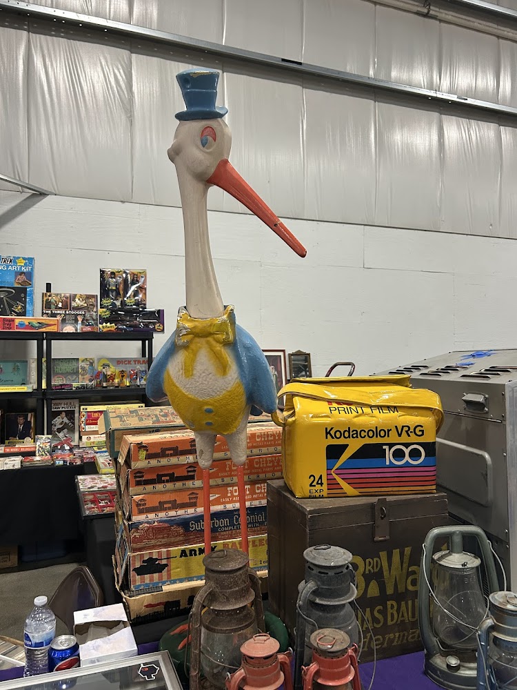 Grayslake Antique & Vintage Market