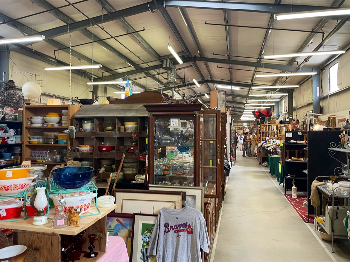 Lakewood 400 Antiques Market