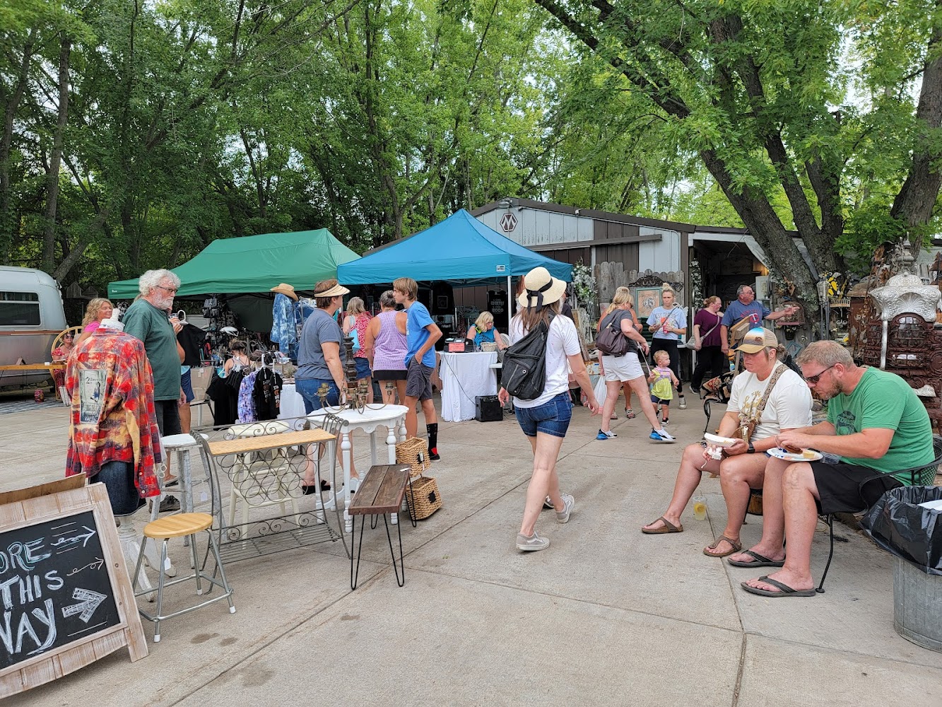 The 20 Acre Market