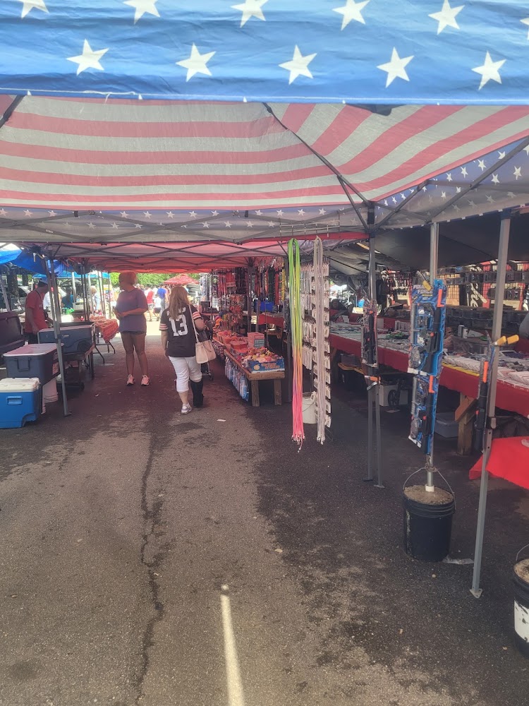 J&J Flea Market