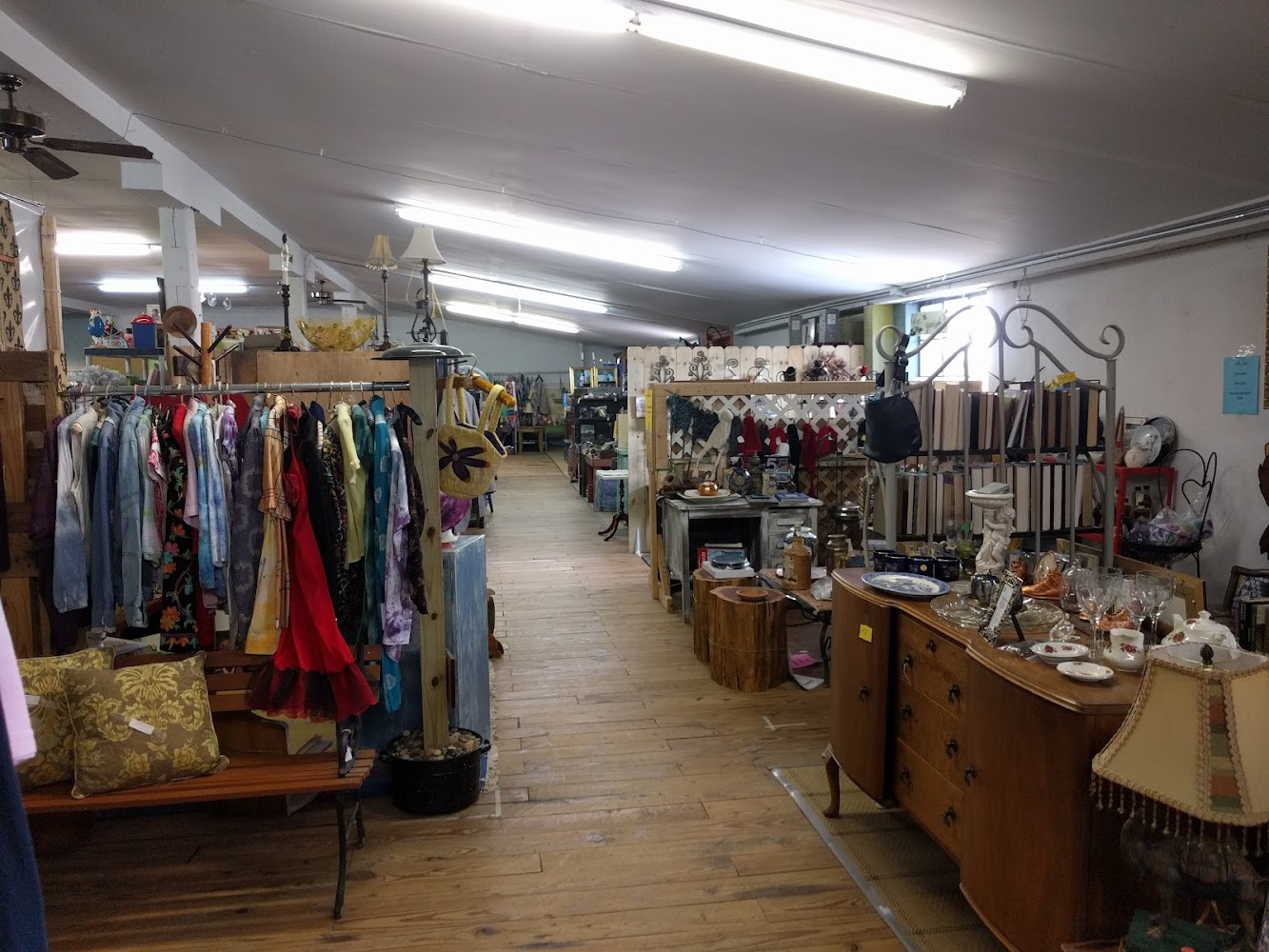 Levee Street Market Place