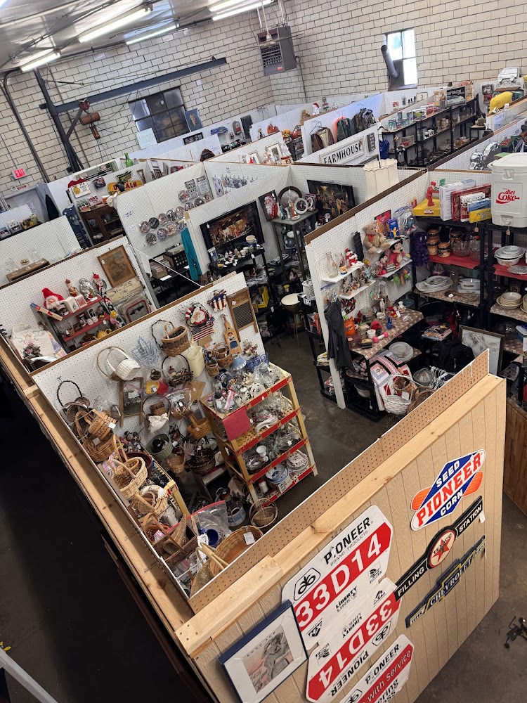 Memories and More Market
