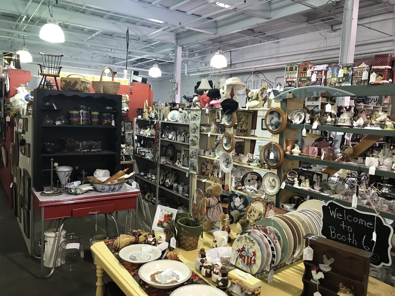 Vintage Garage Antiques at Old Clarkesville Mill
